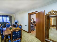 グランド エクセルシオール ホテル ブル ドバイ 写真