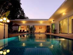 ザ ヌチャントラ プール スイート プーケット 写真