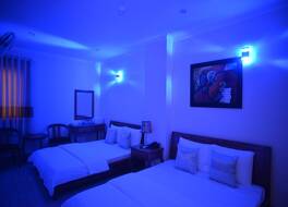 アタナ ホテル 写真