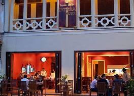 インティラ ターケーク 写真