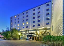 NH スタットガルト エアーポート 写真