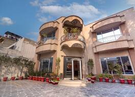 ホテル ワン ララザール ムルタン