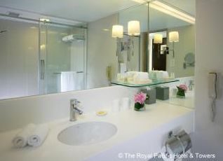 ザ ロイヤル パシフィック ホテル タワーズの宿泊予約 料金比較 フォートラベル The Royal Pacific Hotel And Towers 香港
