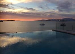 Mykonos Beach Hotel 写真