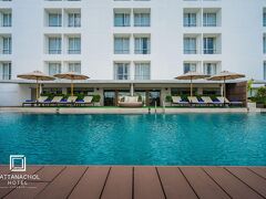 ラッタナチョル ホテル 写真