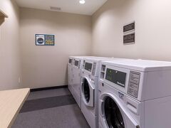 ホームツー スイーツ バイ ヒルトン 写真