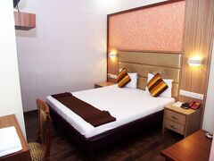 ホテル インディアナ イン 写真