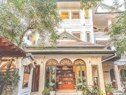 イエスタデイ ホテル 写真