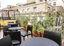 ホテル チンクアンタトーレ 写真