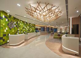 ホリデイ イン ＆ スイーツ サイゴン エアポート バイ IHG 写真