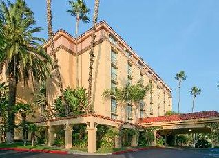 エンバシー スイーツ バイ ヒルトン アルカディア パサデナ エリアのクチコミ 評判 フォートラベル Embassy Suites By Hilton Arcadia Pasadena Area ロサンゼルス