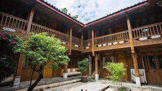 Lijiang Ivy Garden Resort Hotel