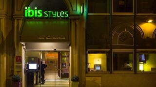 イビス スタイルズ ナント サントル プラース ロイヤル