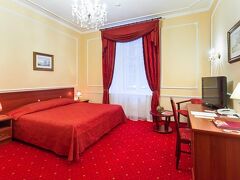 アート マホーヴァヤ 写真