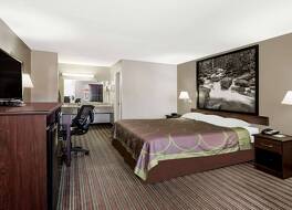 スーパー 8 バイ ウィンダム チャタヌーガ ウールテワー 写真