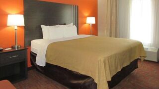 Quality Inn & Suites Fresno Northwest