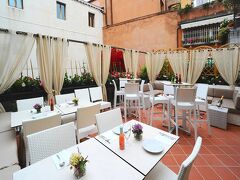 ホテル フォンタナ 写真