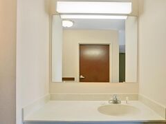 スーパー 8 バイ ウィンダム ルイビル / エキスポ センター 写真