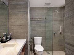 ハーパー クパン バイ アストン 写真