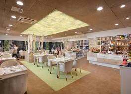 ホテル カラーズ イン サラエボ 写真