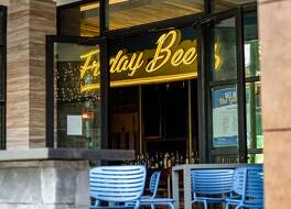 ホリデイ イン ＆ スイーツ ナッシュビル ダウンタウン ブロードウェイ バイ IHG