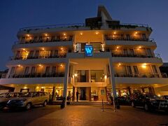 ウォール ストリート ビーコン ジャイプール 写真