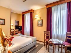 ホテル ミラニ 写真