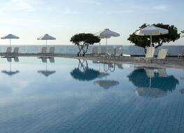 Maritimo Beach Hotel