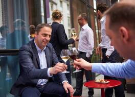 ホテル メルキュール レンヌ サントル パラメント 写真