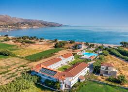 ミセス クリッサナ ビーチ ホテル