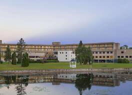 Ramada on the Bay Conference Resort Belleville