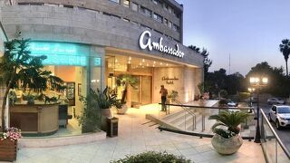 アンバサダー ホテル