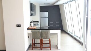 ヨル イズ ホリデイ オテル トラブゾン