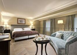 ロッコ フォルテ ホテル デ ラ ヴィレ 写真