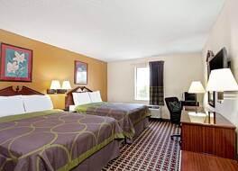 スーパー 8 バイ ウィンダム フォレスト シティ アーカンソー 写真