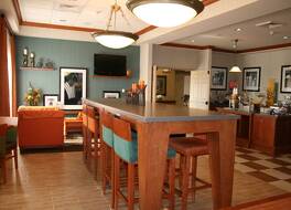 ハンプトン イン レバノン 写真