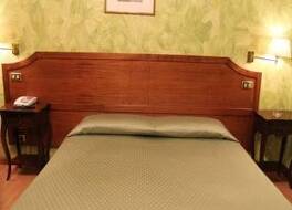 ホテル フィオーリ 写真