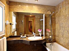 ホテル ヌーベル 写真