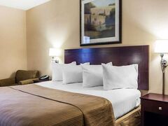 クオリティ イン & スイーツ ピオリア ノース 写真