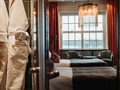 ネース フェブリケル ホテル ＆ レストラン 写真