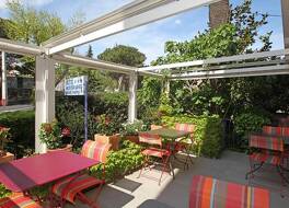 ホテル メディテラネ 写真