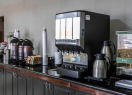 スパーク バイ ヒルトン デスプレーンズ シカゴ オヘア 写真