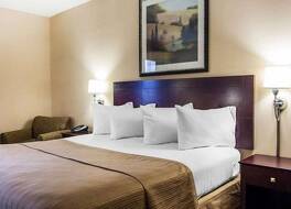 クオリティ イン & スイーツ ピオリア ノース 写真