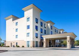 コンフォート イン & スイーツ マディソンビル