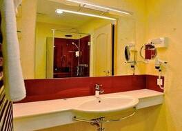 ホテル レストラン ツア ポスト 写真