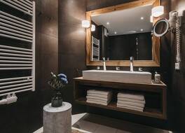 ヴァヤ ゼルデン 写真