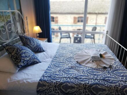 ウルクメツ ホテル 写真