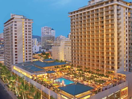 エンバシー スイーツ バイ ヒルトン ワイキキ ビーチ ウォーク 写真