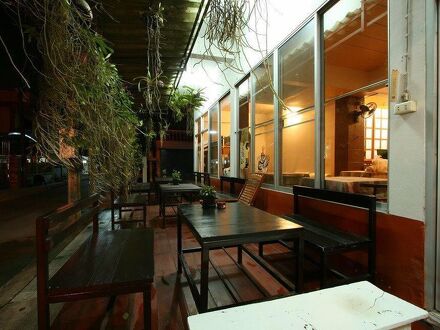 ツーリスト イン ホーム アンド ブレッド 写真