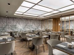 ルーム メート ゴルカ 写真